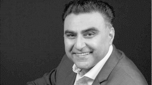 Dr Nadeem Younis